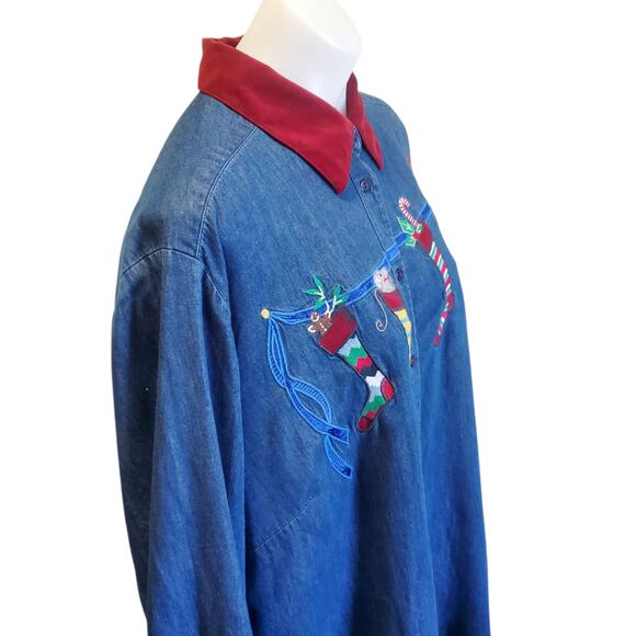 Vintage Karen Scott Denim Christmas Happy Holidays Embroidered Stockings Shirt - Picture 6 of 13